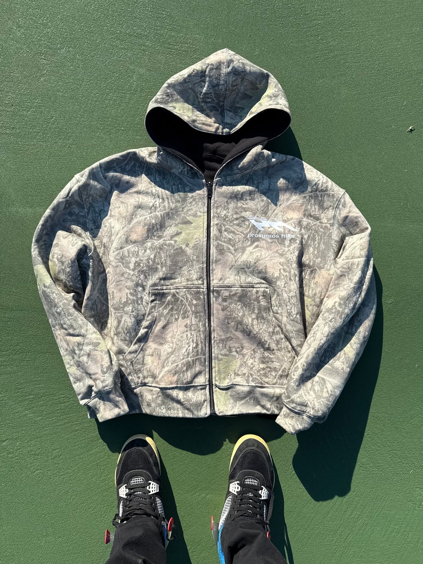 PROSPEROUS HILLS REVERSIBLE