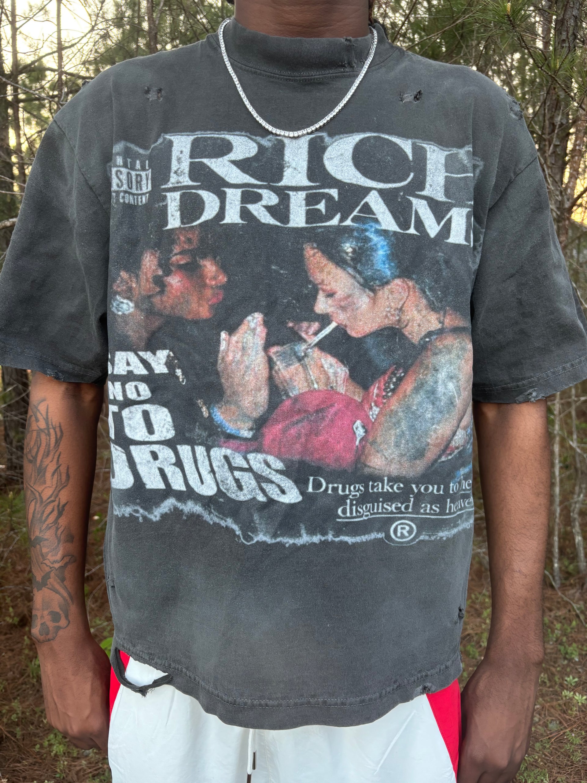 “SAY NO TO DRUGS OVERSIZED TEE”